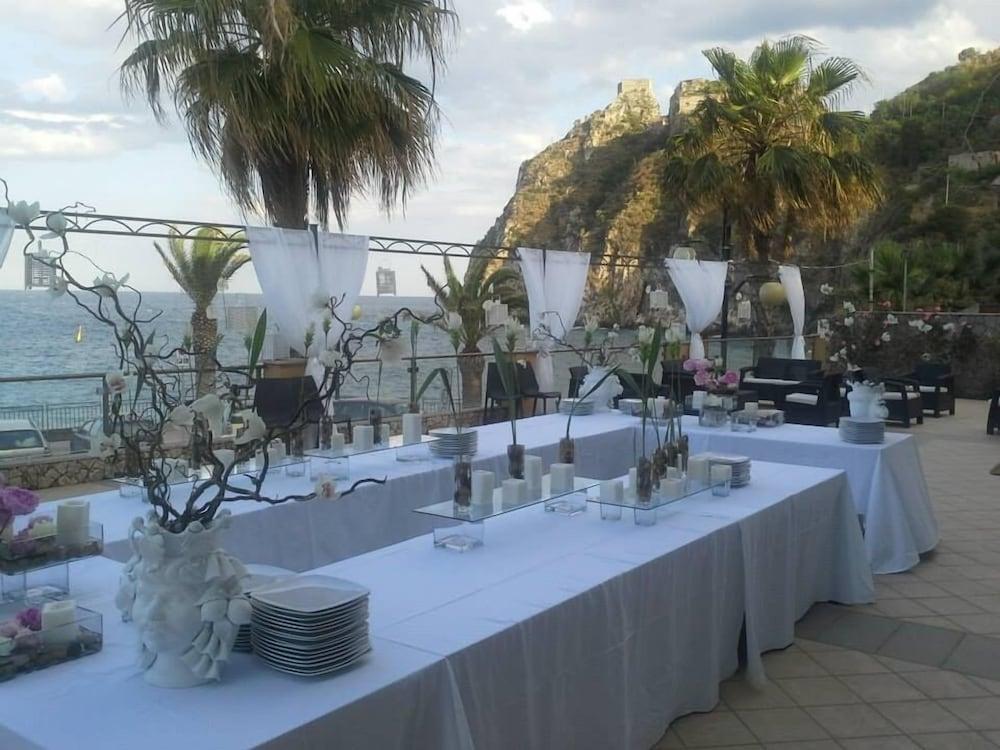 Elihotel Sant'Alessio Siculo Exterior photo
