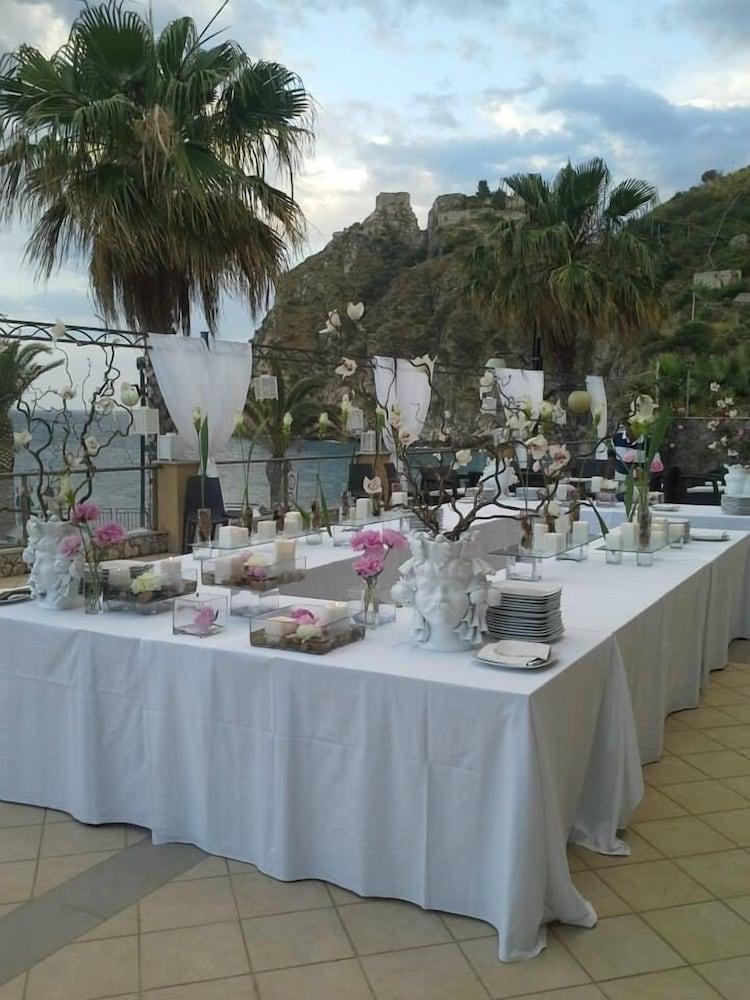Elihotel Sant'Alessio Siculo Exterior photo