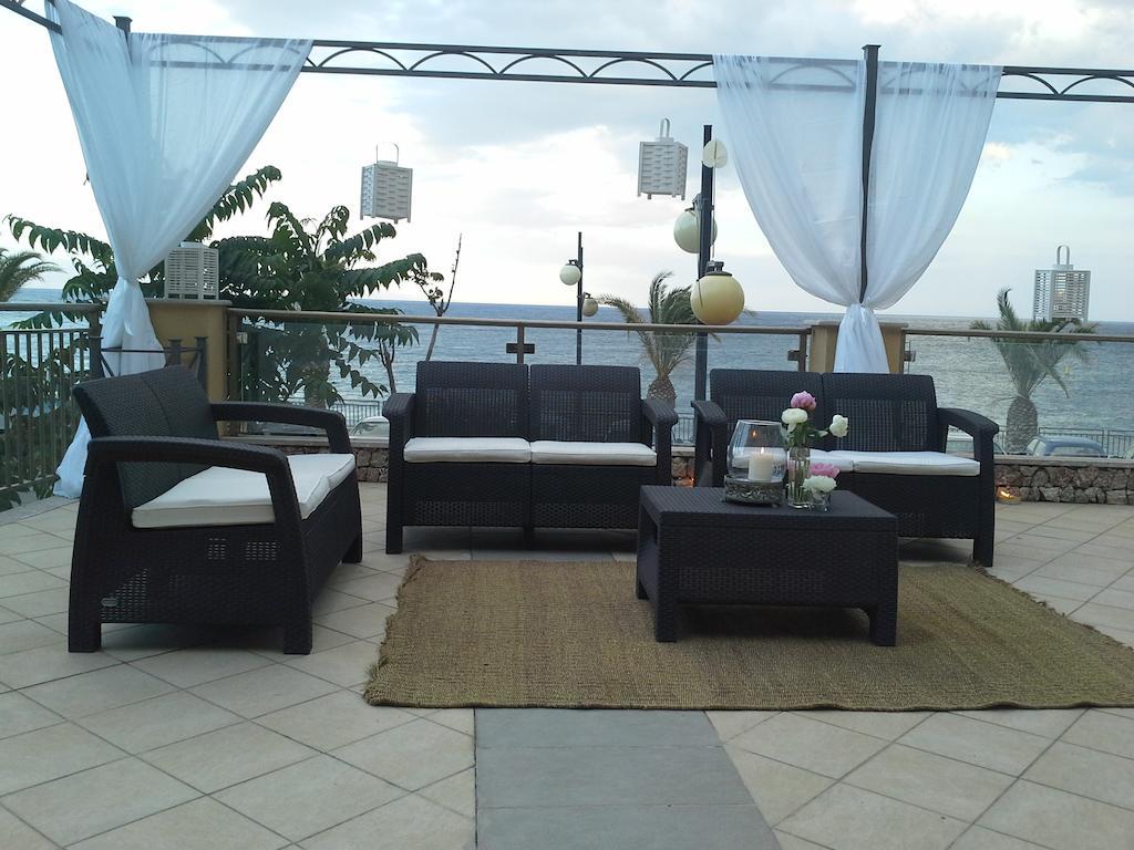 Elihotel Sant'Alessio Siculo Exterior photo